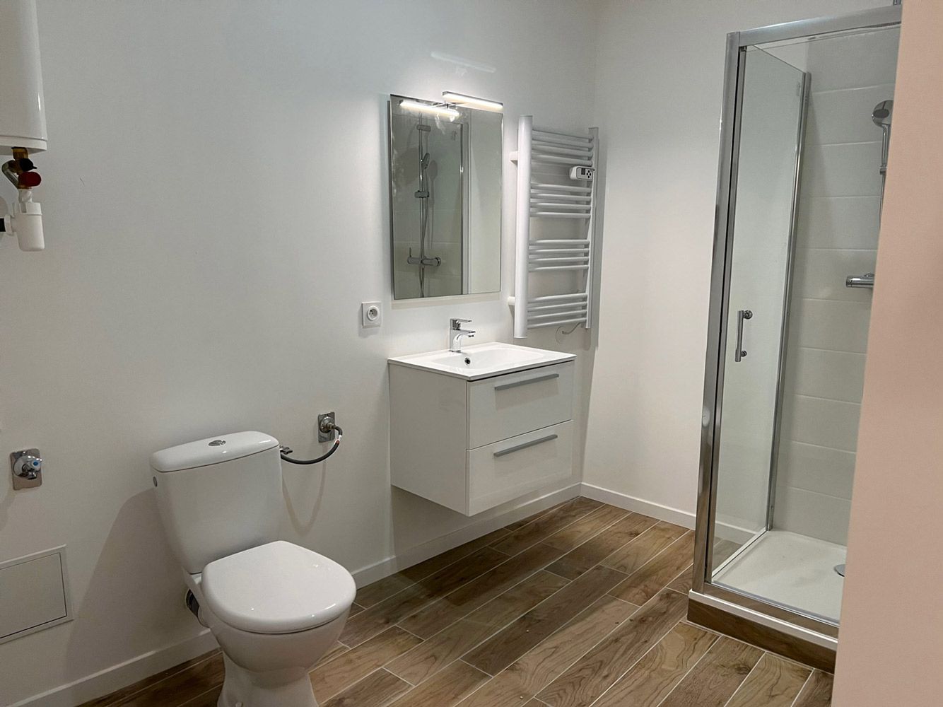 Vue T2 salle de bain perpignan