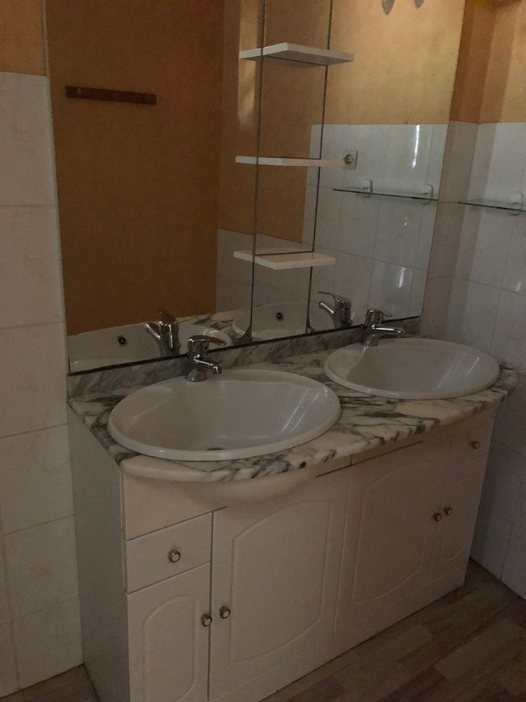 intérieur immeuble avant travaux